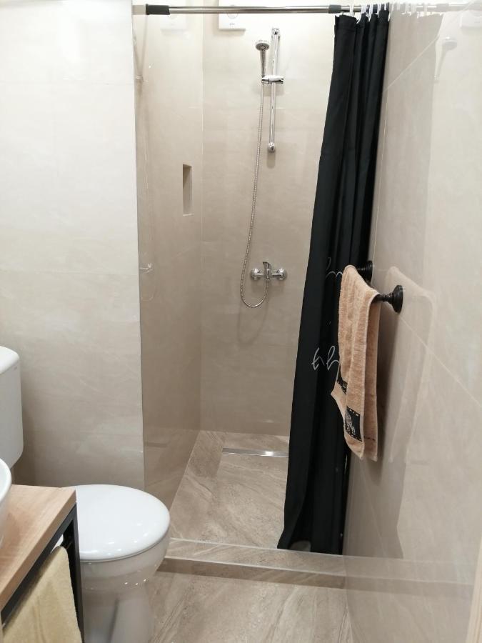 Studio Apartment - A Bit Of Joy سراييفو المظهر الخارجي الصورة