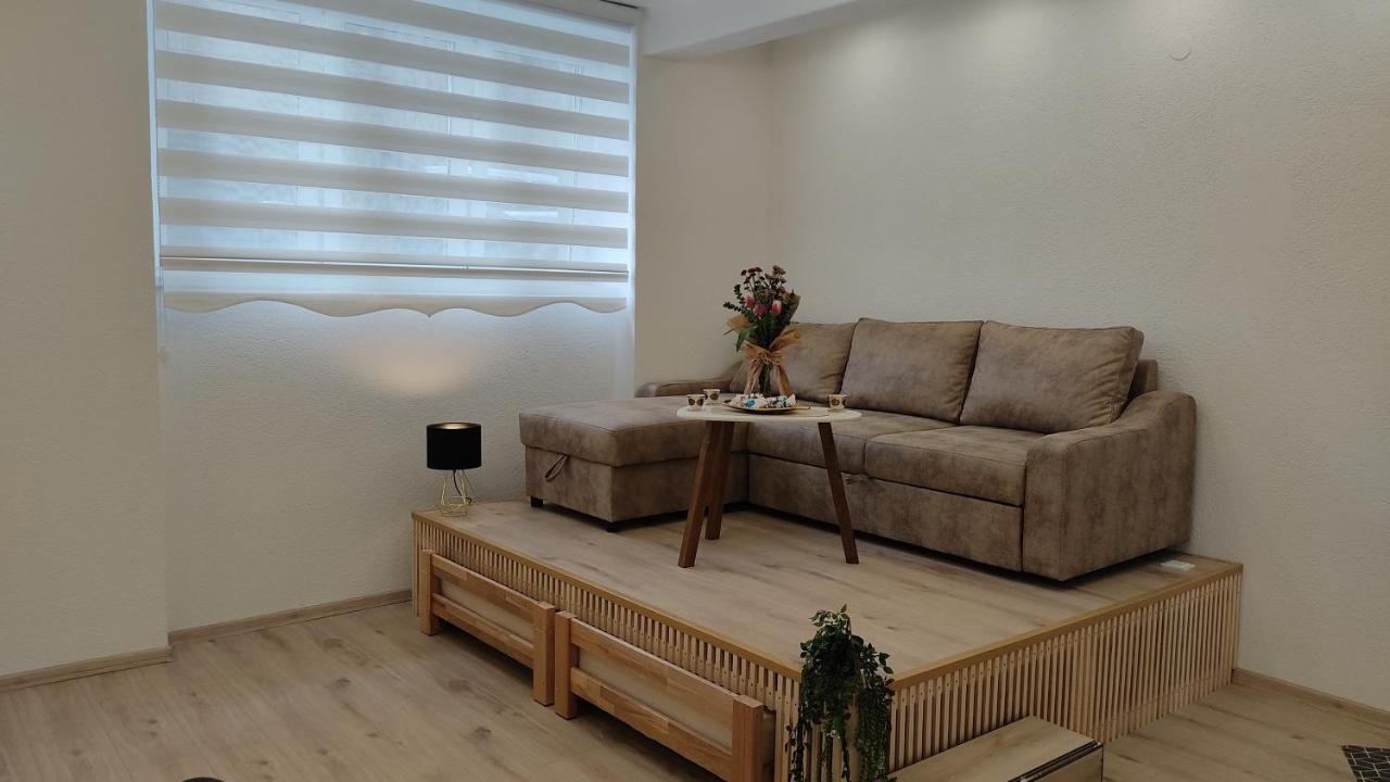 Studio Apartment - A Bit Of Joy سراييفو المظهر الخارجي الصورة